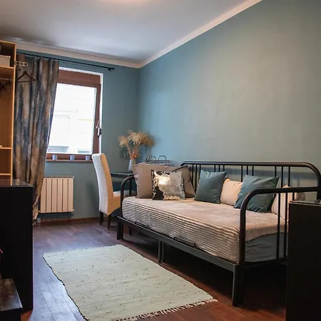 Du Apartment