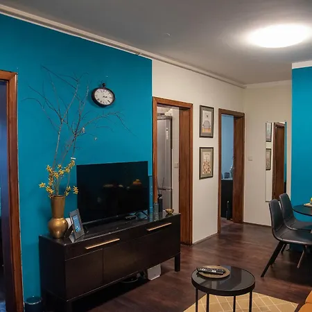 Du Apartment *